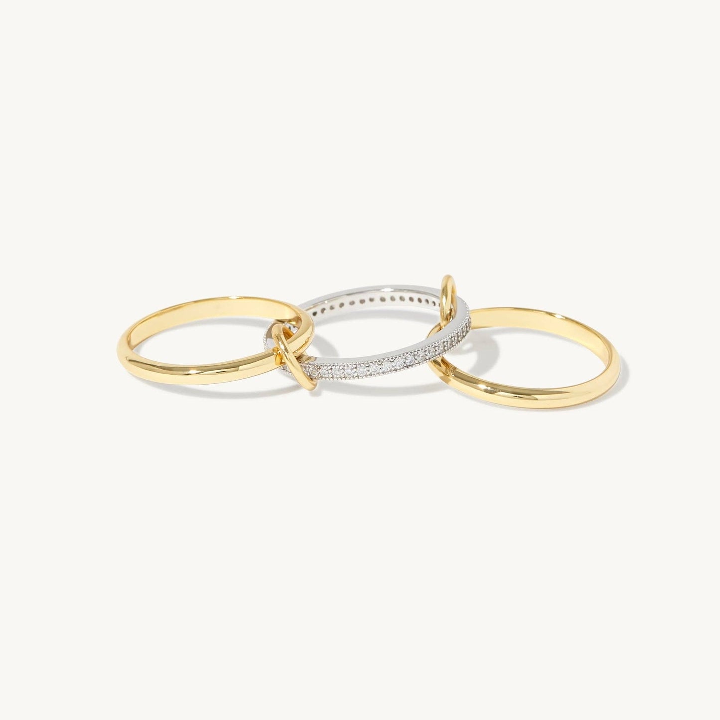 Multi-Link Connector Ring – Bold & Timeless Statement Piece