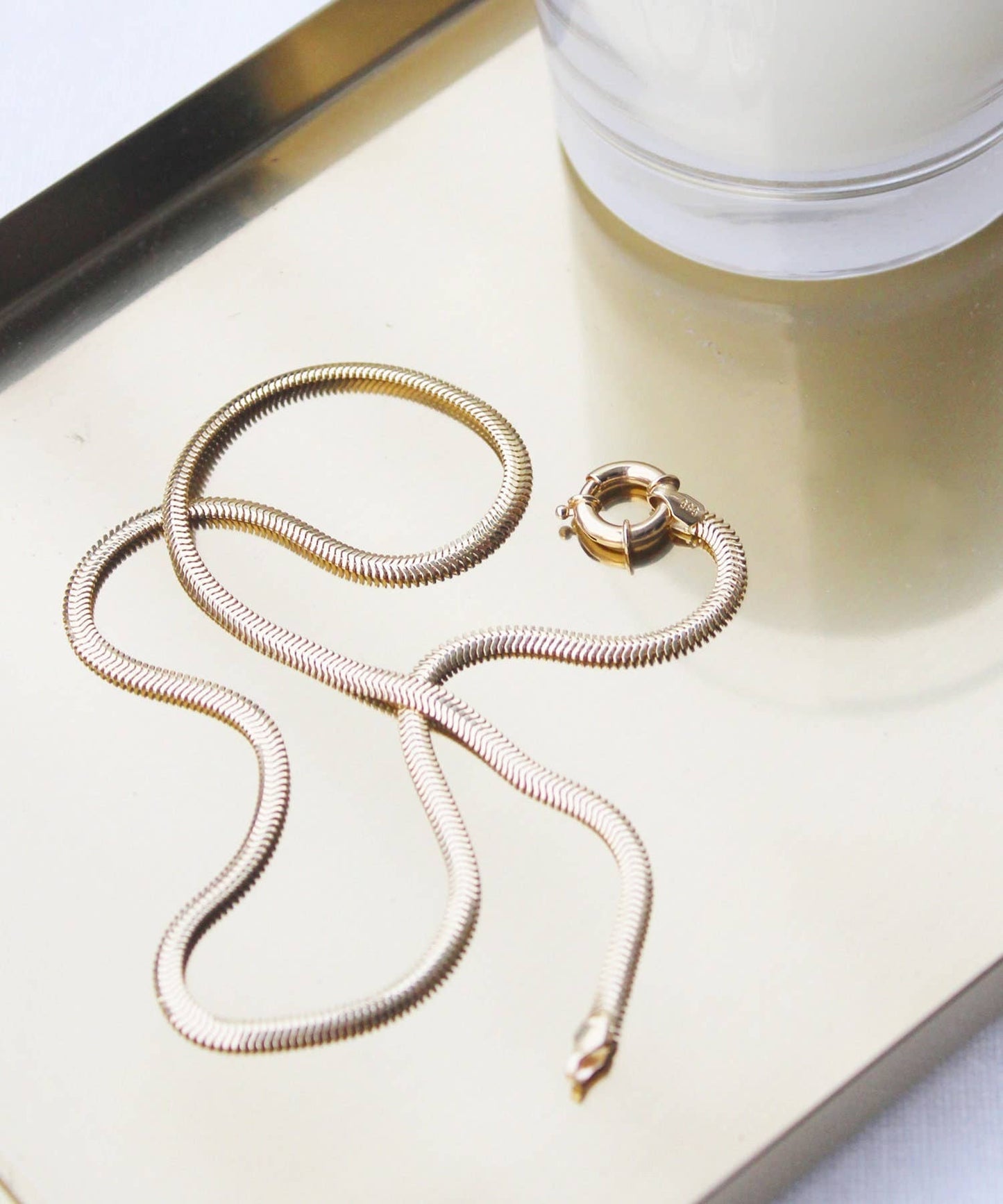 14K Gold Herringbone Chain Necklace – Sleek & Timeless